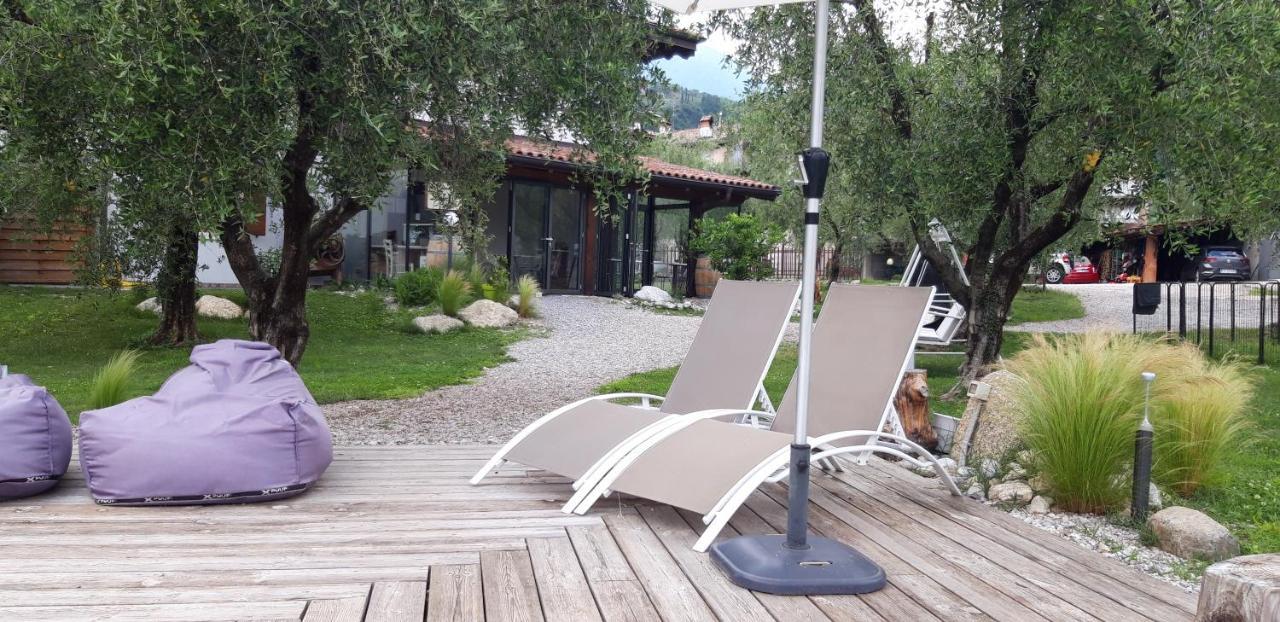 Agritur Fiore D'Ulivo 加尔达湖滨 外观 照片