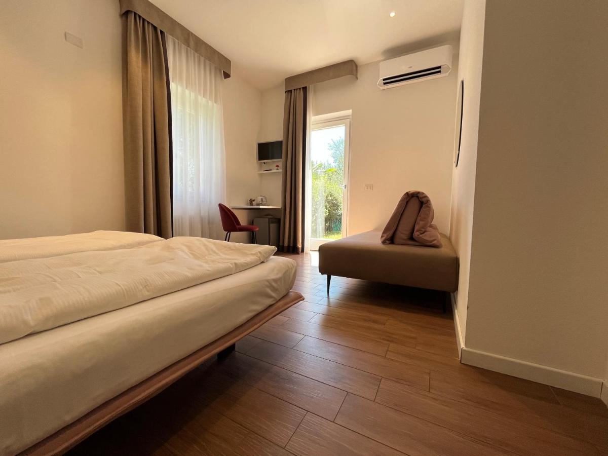 Agritur Fiore D'Ulivo 加尔达湖滨 外观 照片