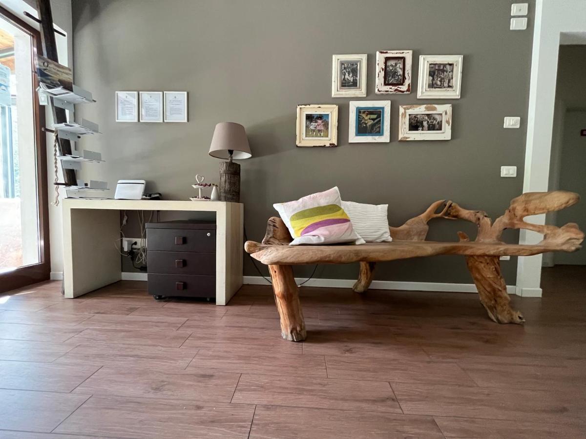 Agritur Fiore D'Ulivo 加尔达湖滨 外观 照片
