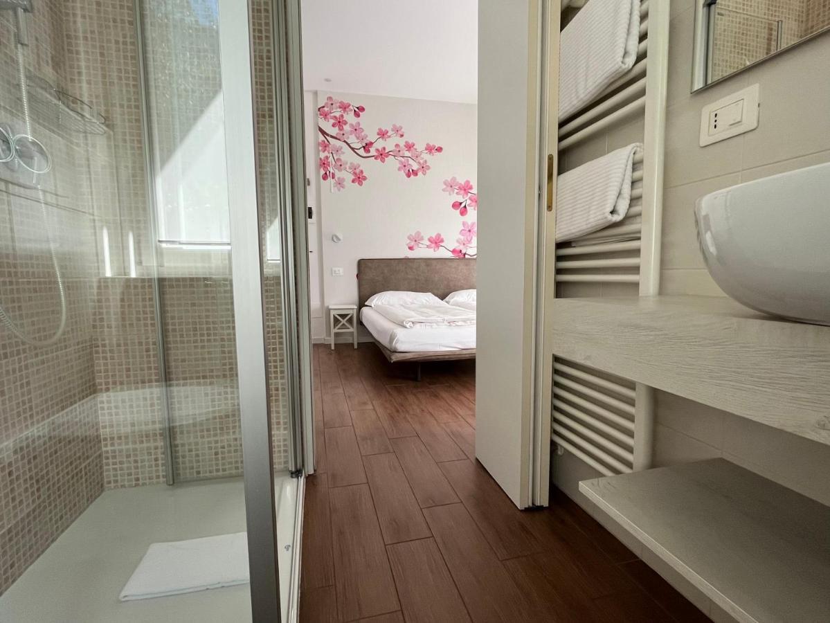 Agritur Fiore D'Ulivo 加尔达湖滨 外观 照片