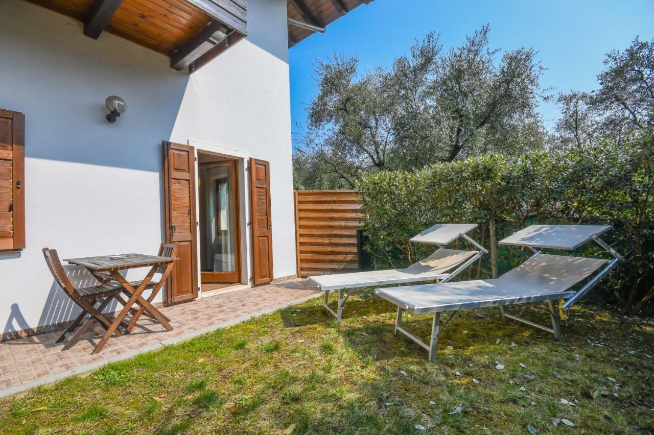 Agritur Fiore D'Ulivo 加尔达湖滨 外观 照片