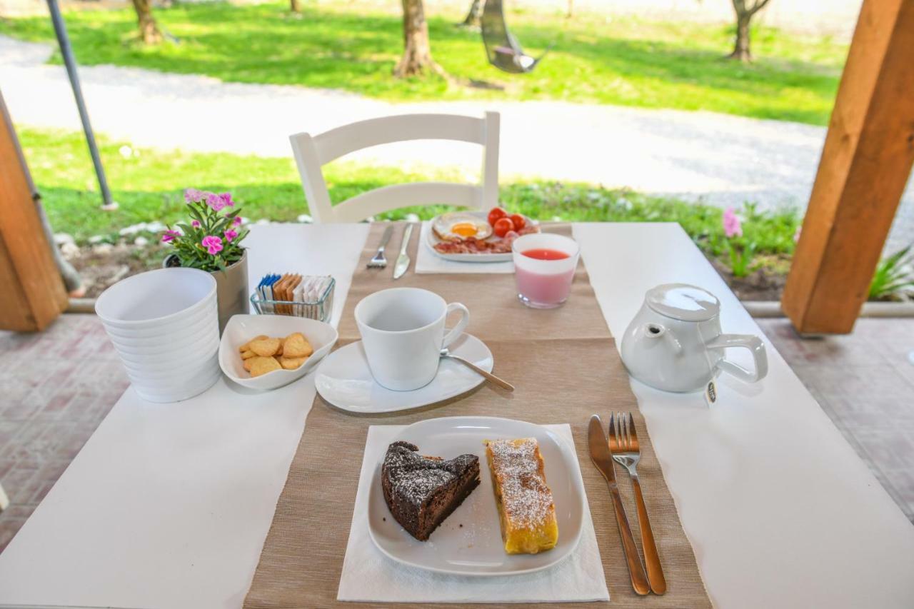 Agritur Fiore D'Ulivo 加尔达湖滨 外观 照片